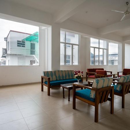 Hotel Oviya 바부니야 외부 사진